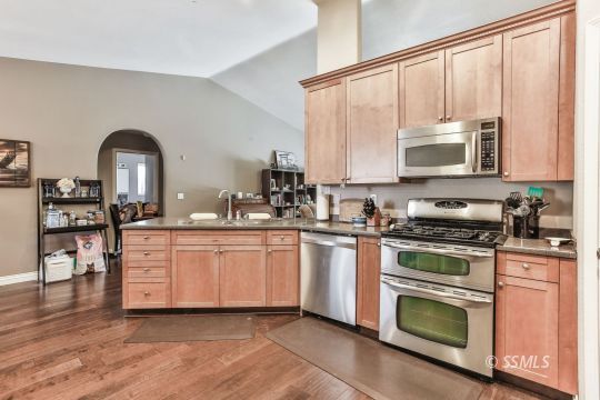 717 South Alvord Street Ridgecrest, CA 93555 - Photo 5 of 32 Gallery Image 5