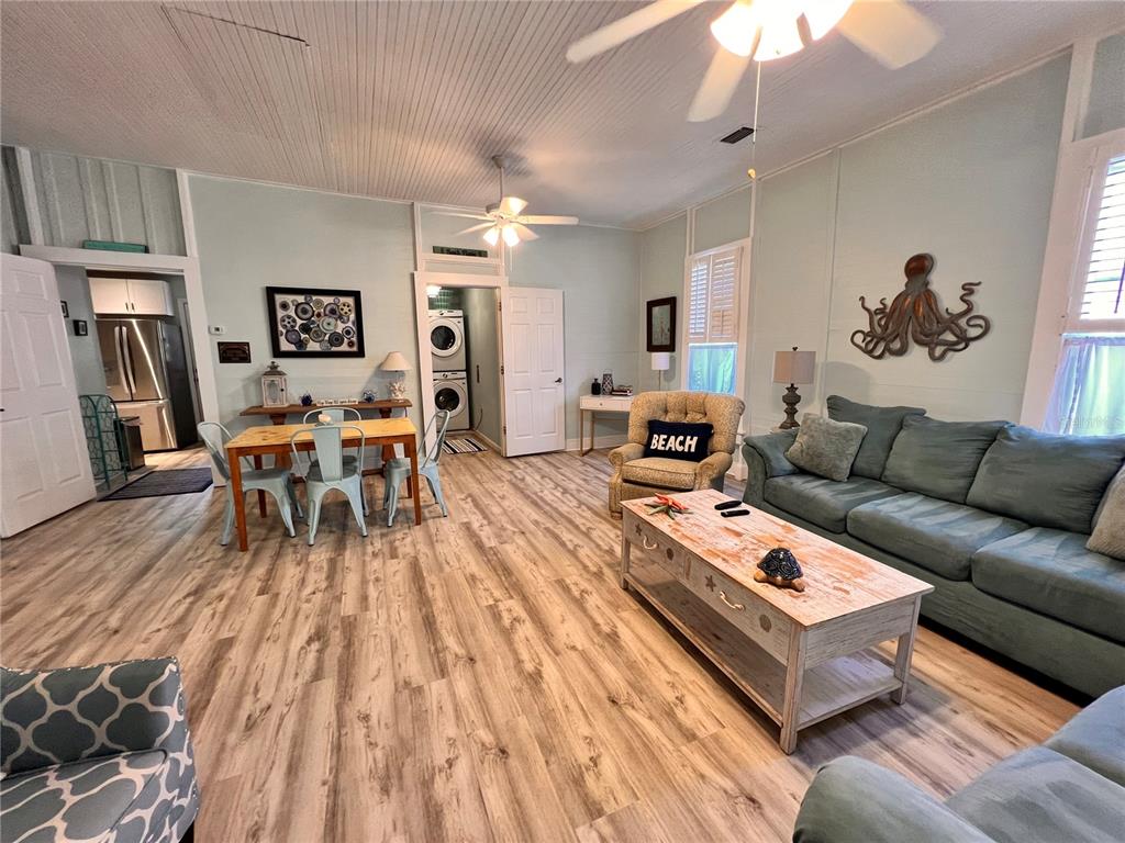 225 Sullivan Street Punta Gorda, FL 33950 - Photo 10 of 25