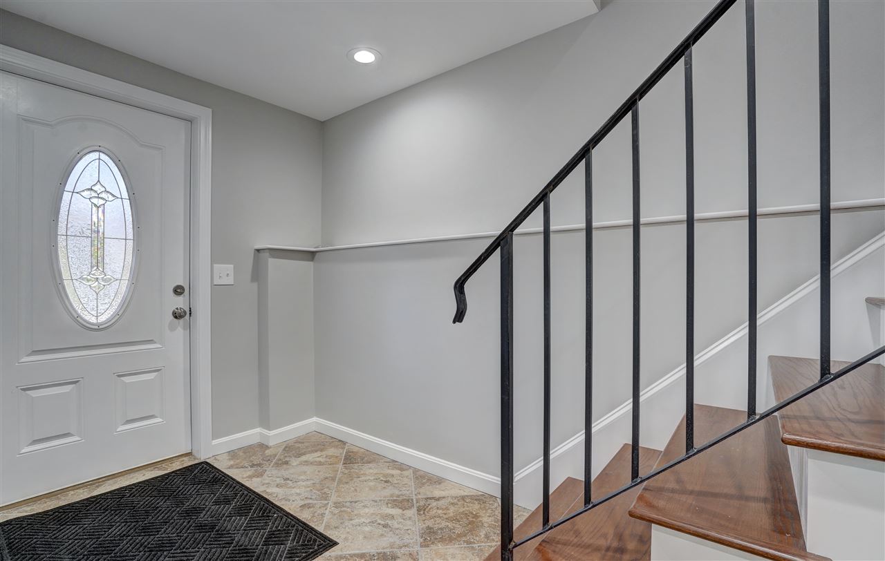 160 North A N Shore Road, Unit L Derry, NH 03038 - Photo 7 of 29 Gallery Image 7