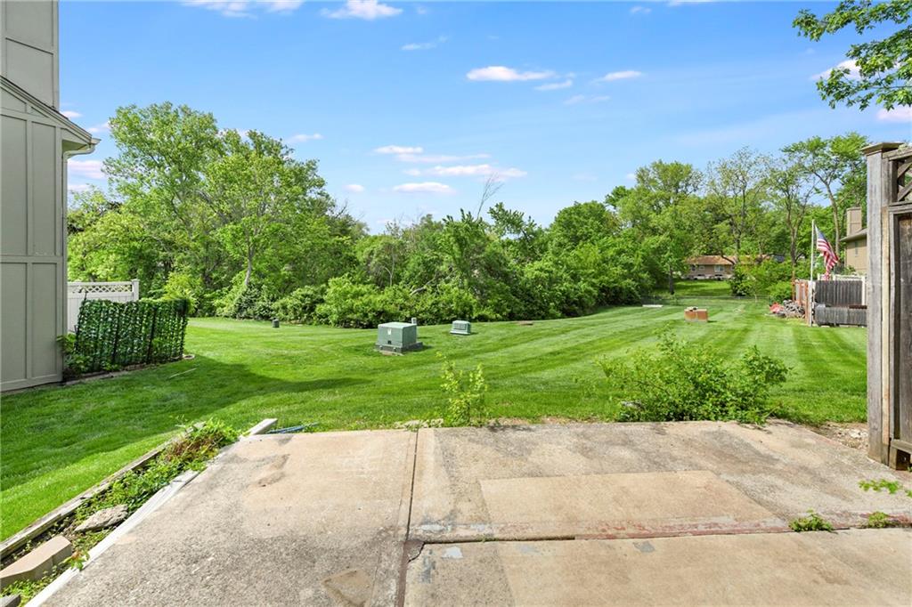 230 Southwest Pinetree Lane Lee's Summit, MO 64063 - Photo 31 of 31