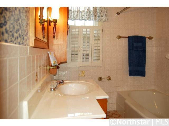 6875 Channel Road Northeast Fridley, MN 55432 - Photo 9 of 17