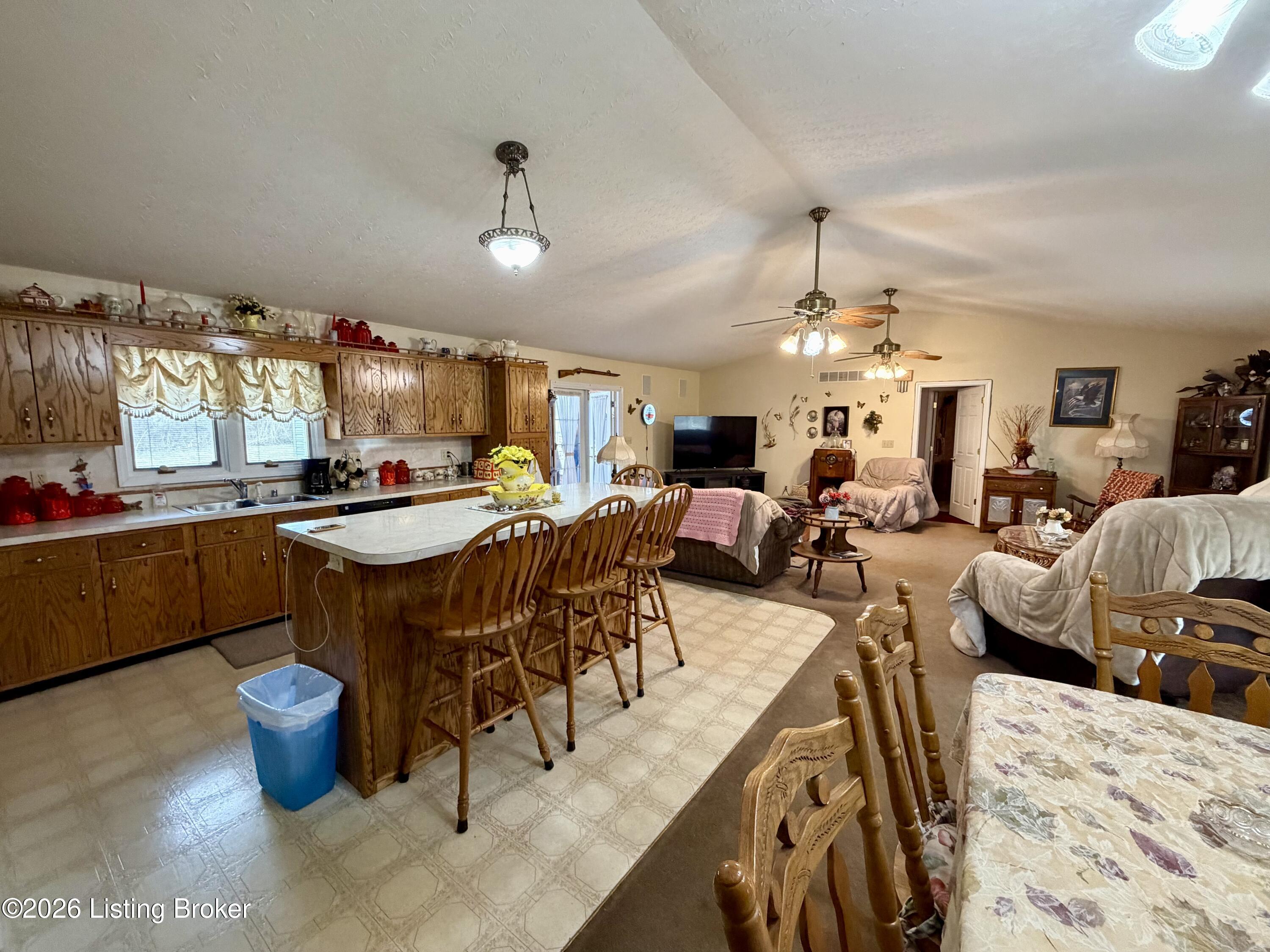 6486 Cedar Grove Road Shepherdsville, KY 40165 - Photo 12 of 49 IMG_8148