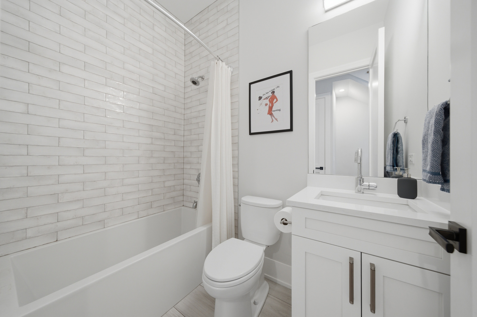 1145 West Addison Street, Unit 3 Chicago, IL 60613 - Photo 14 of 25