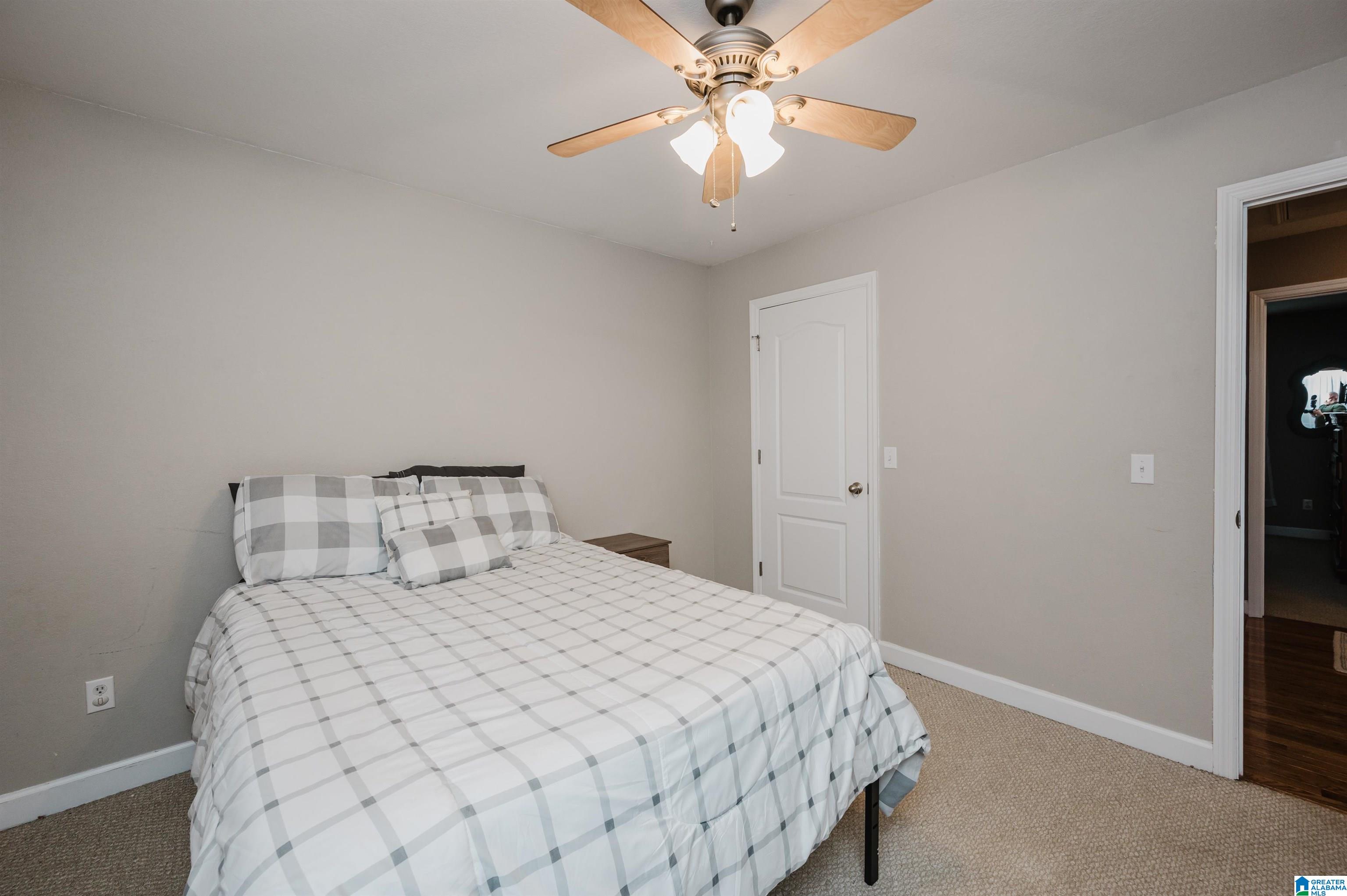585 Robbins Road Hayden, AL 35079 - Photo 28 of 47 Gallery Image 28