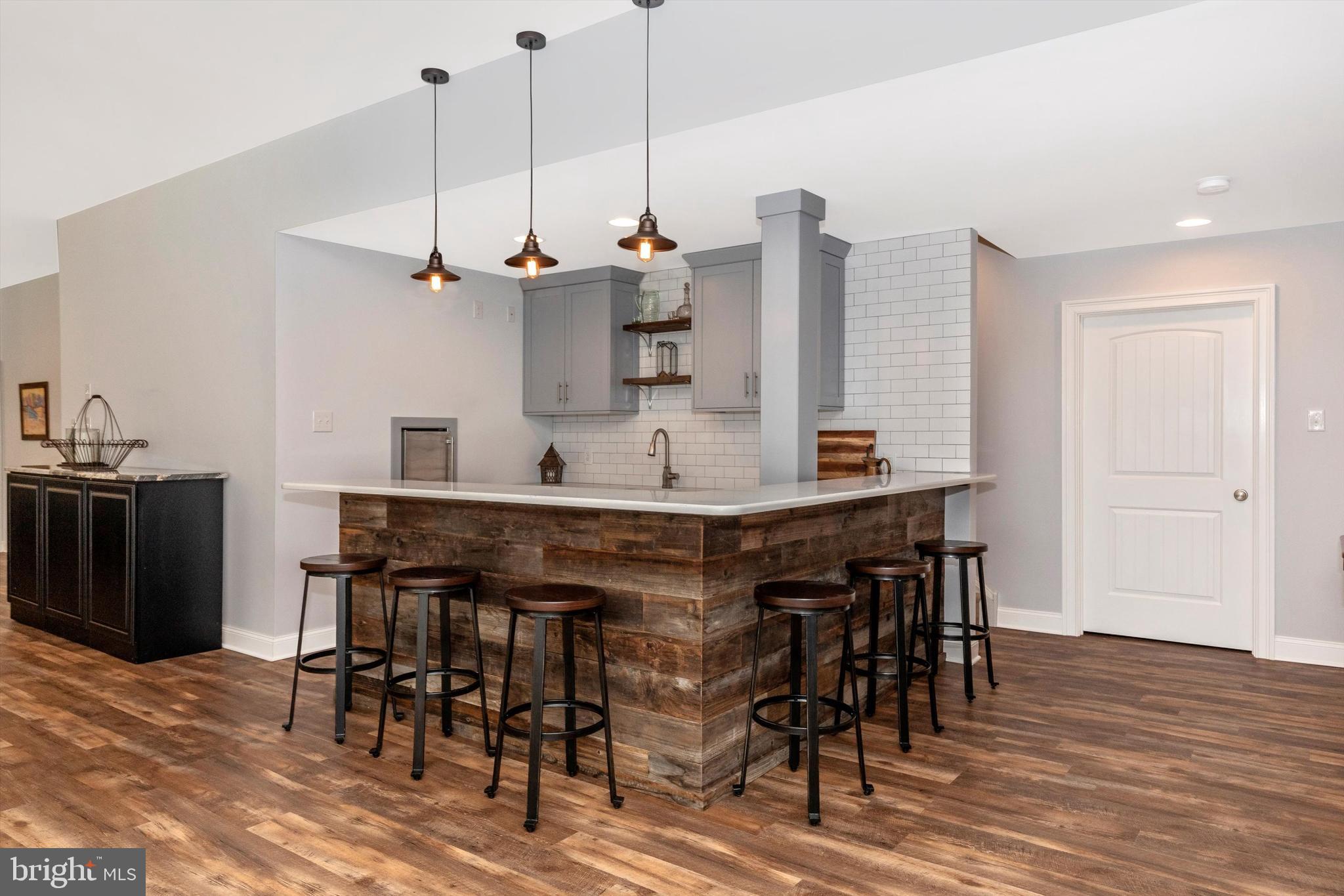 1615 Sawmill Road Spring City, PA 19475 - Photo 70 of 121 Kitchen/Bar Area