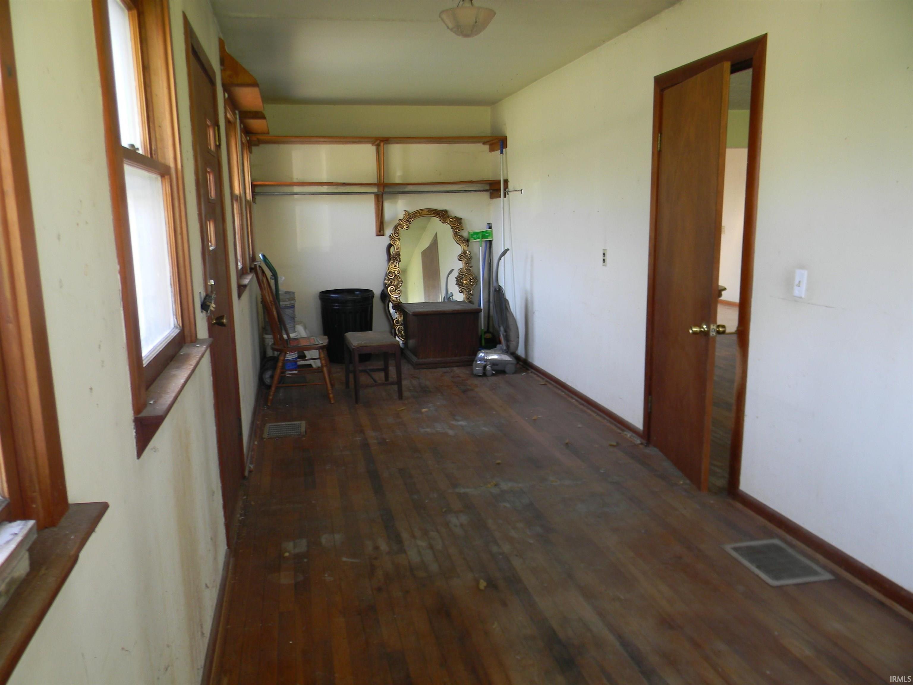1137 Bucklew Road Spencer, IN 47460 - Photo 5 of 33 Gallery Image 5