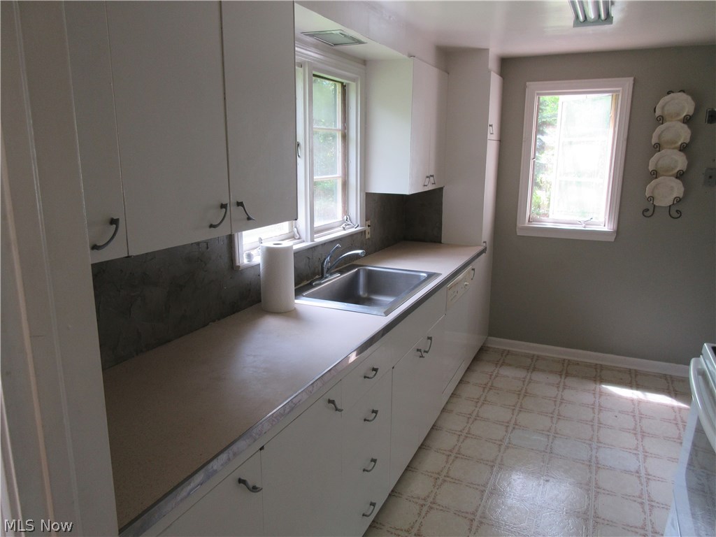 7945 Middlesex Road Mentor, OH 44060 - Photo 9 of 22 Gallery Image 9