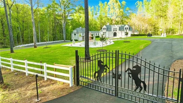 $1,149,000 | 745 Goshen Road, Thomaston, GA 30286