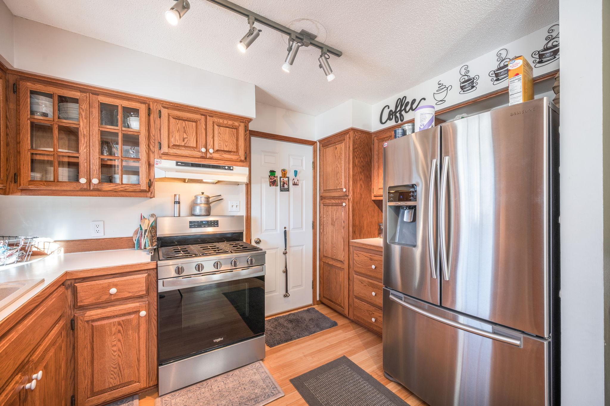 103 East Interlaken Road Fairmont, MN 56031 - Photo 5 of 39