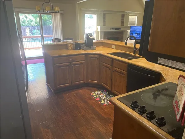 $369,950 | 22325 West Cedar Street, Tonganoxie, KS 66086