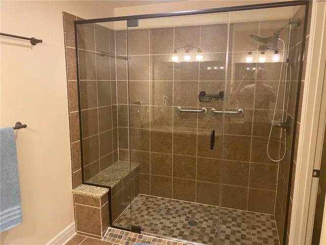 $369,950 | 22325 West Cedar Street, Tonganoxie, KS 66086