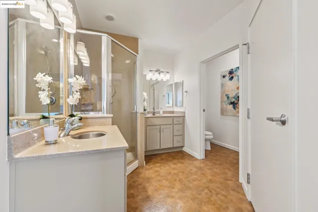$599,000 | 428 Alice Street, Unit 822, Oakland, CA 94607