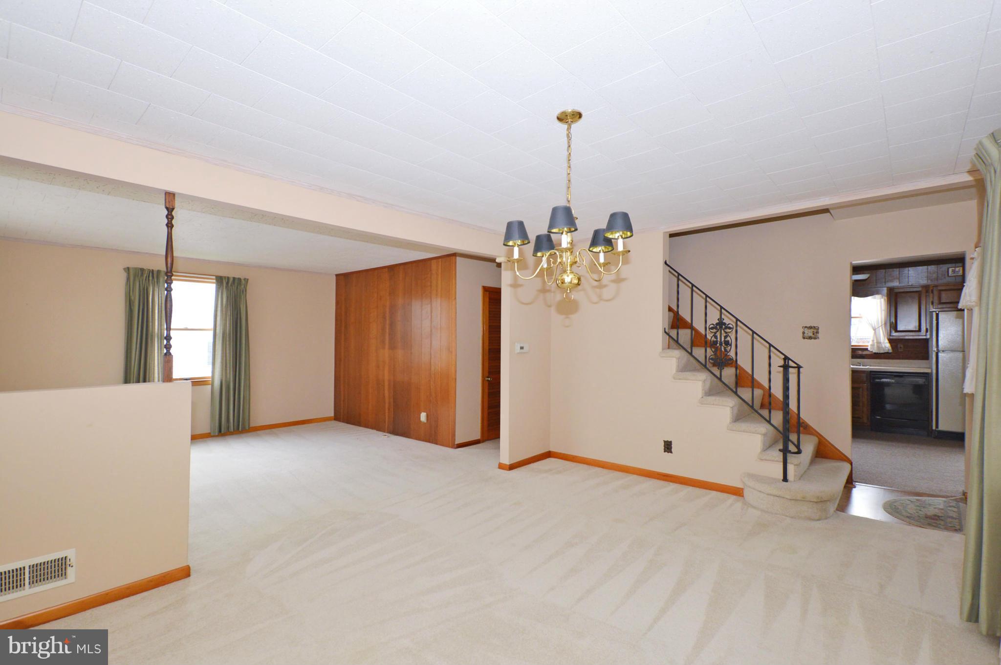 2624 Plainfield Road Baltimore, MD 21222 - Photo 8 of 30 Dining Room