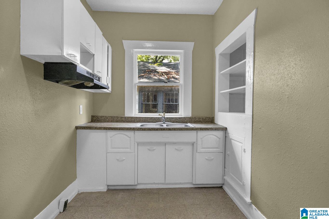 2309 22nd Street Southwest Birmingham, AL 35208 - Photo 7 of 26