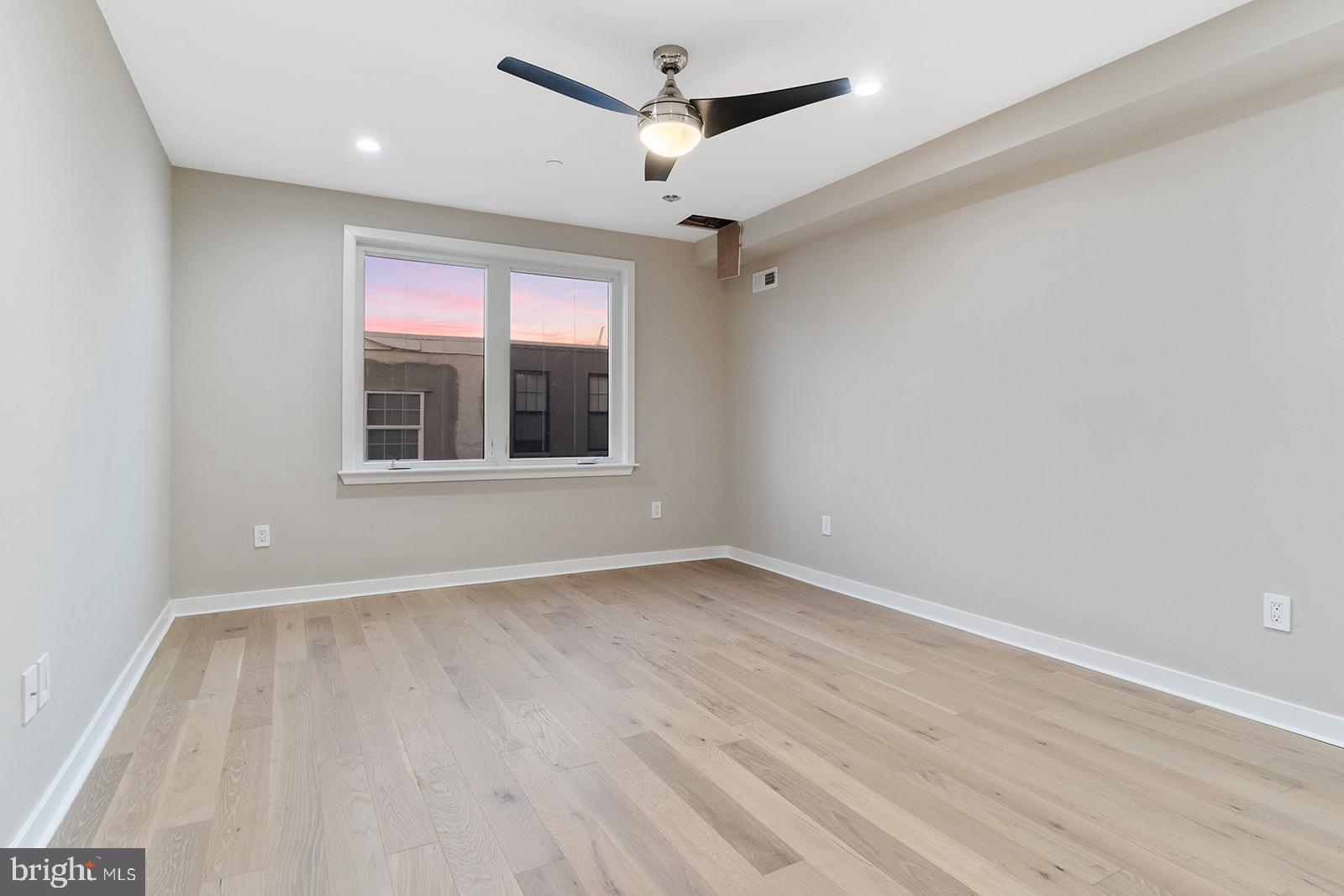 2047 Moore Street Philadelphia, PA 19145 - Photo 23 of 55