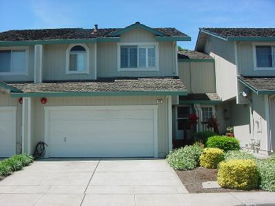 48 Regents Circle Rohnert Park, CA 94928 - Photo 1 of 6 front view of a house