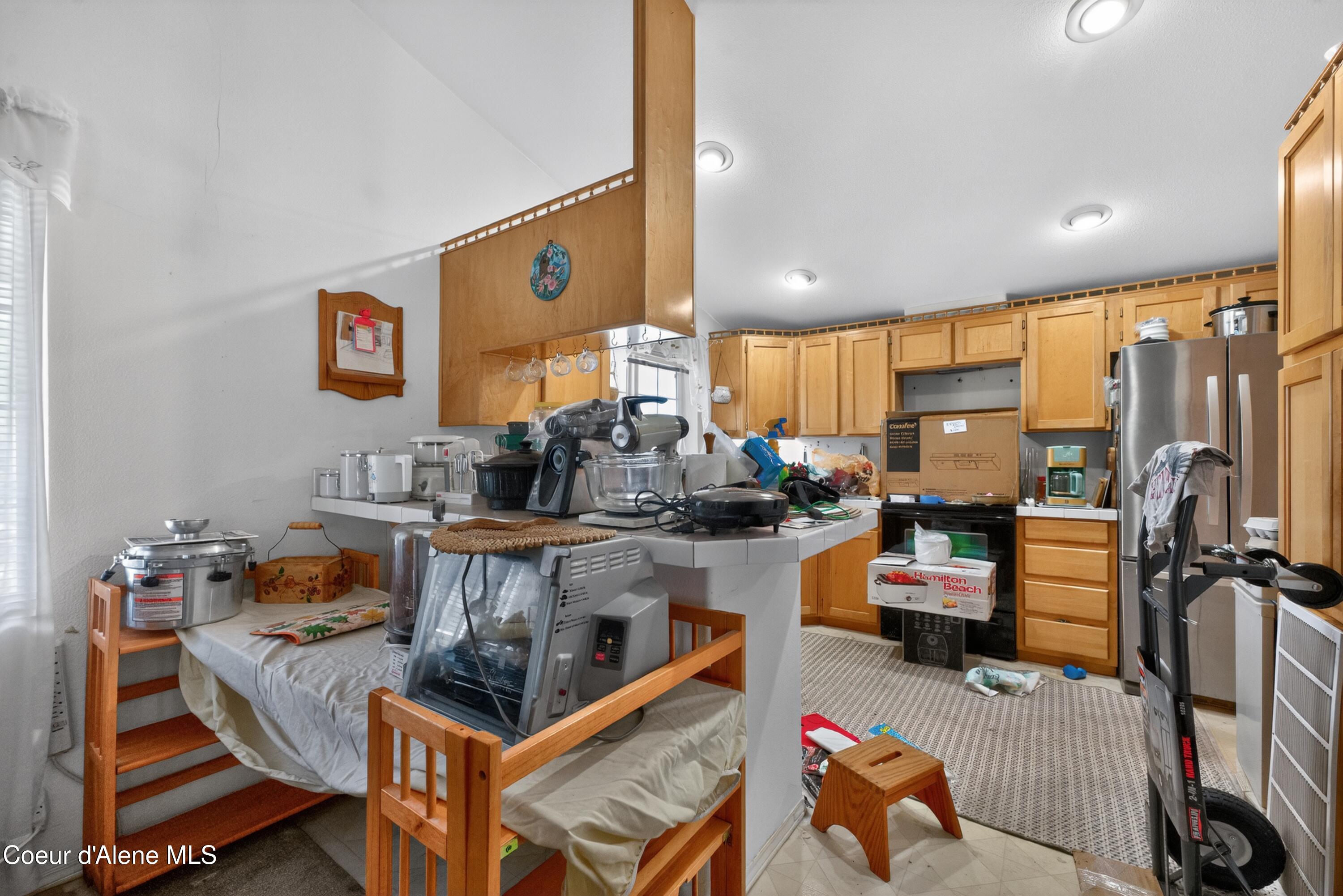 1816 Bounty Loop Hayden, ID 83835 - Photo 11 of 28 17_1816_W_Bounty_Loop-Kitchen-5325