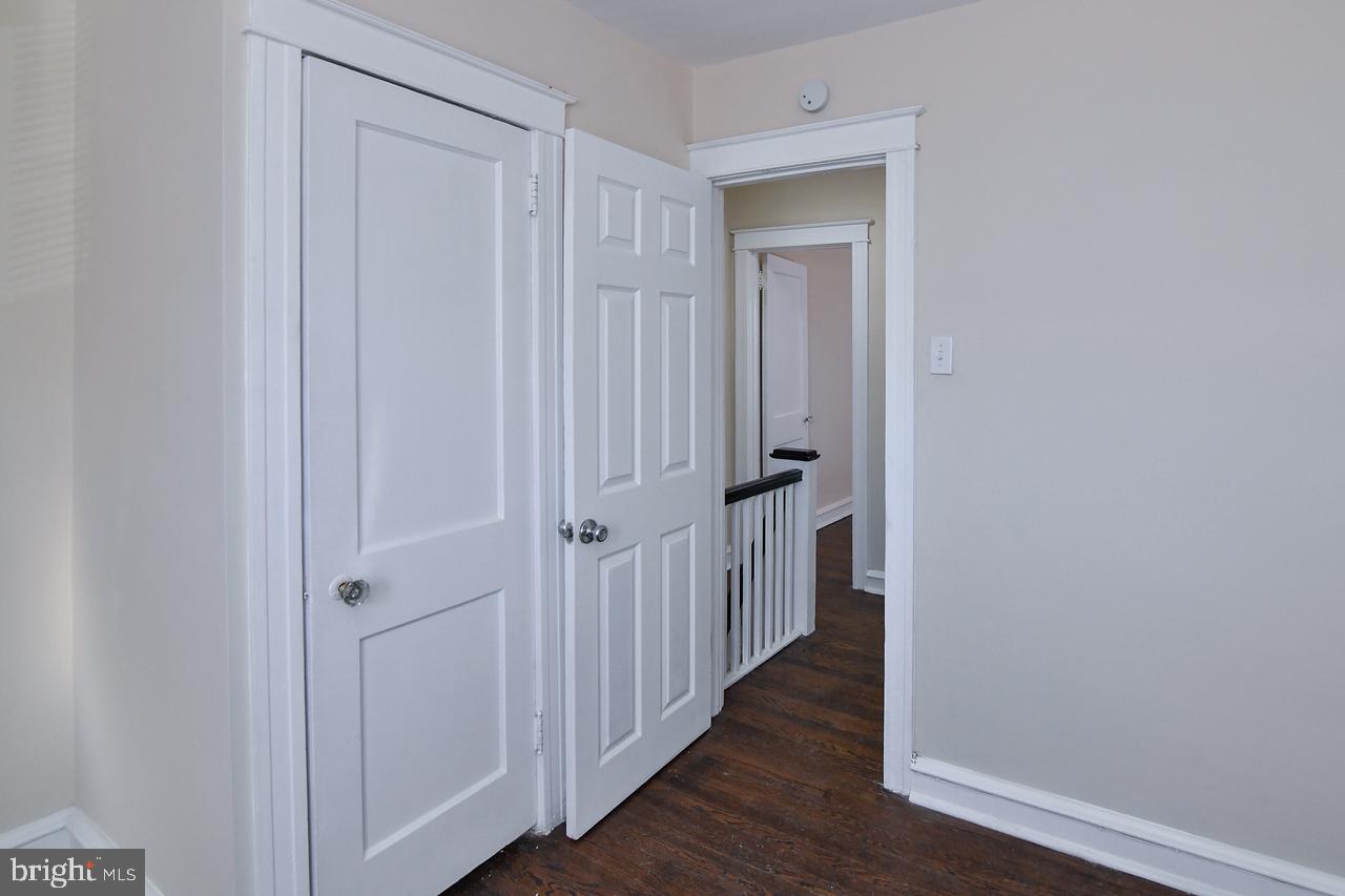 429 Timberlake Road Upper Darby, PA 19082 - Photo 14 of 40
