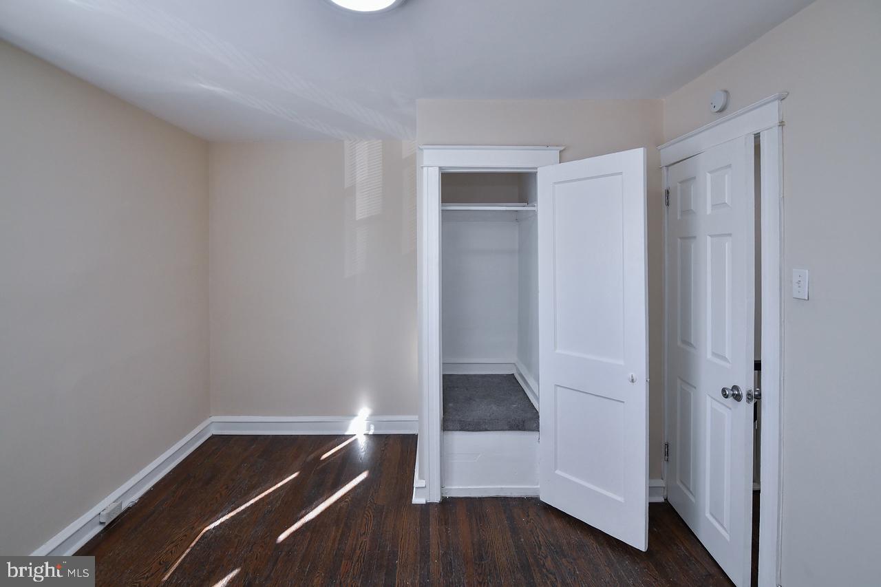 429 Timberlake Road Upper Darby, PA 19082 - Photo 17 of 40