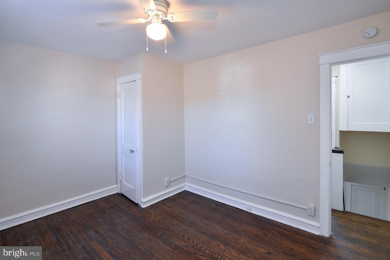 429 Timberlake Road Upper Darby, PA 19082 - Photo 19 of 40