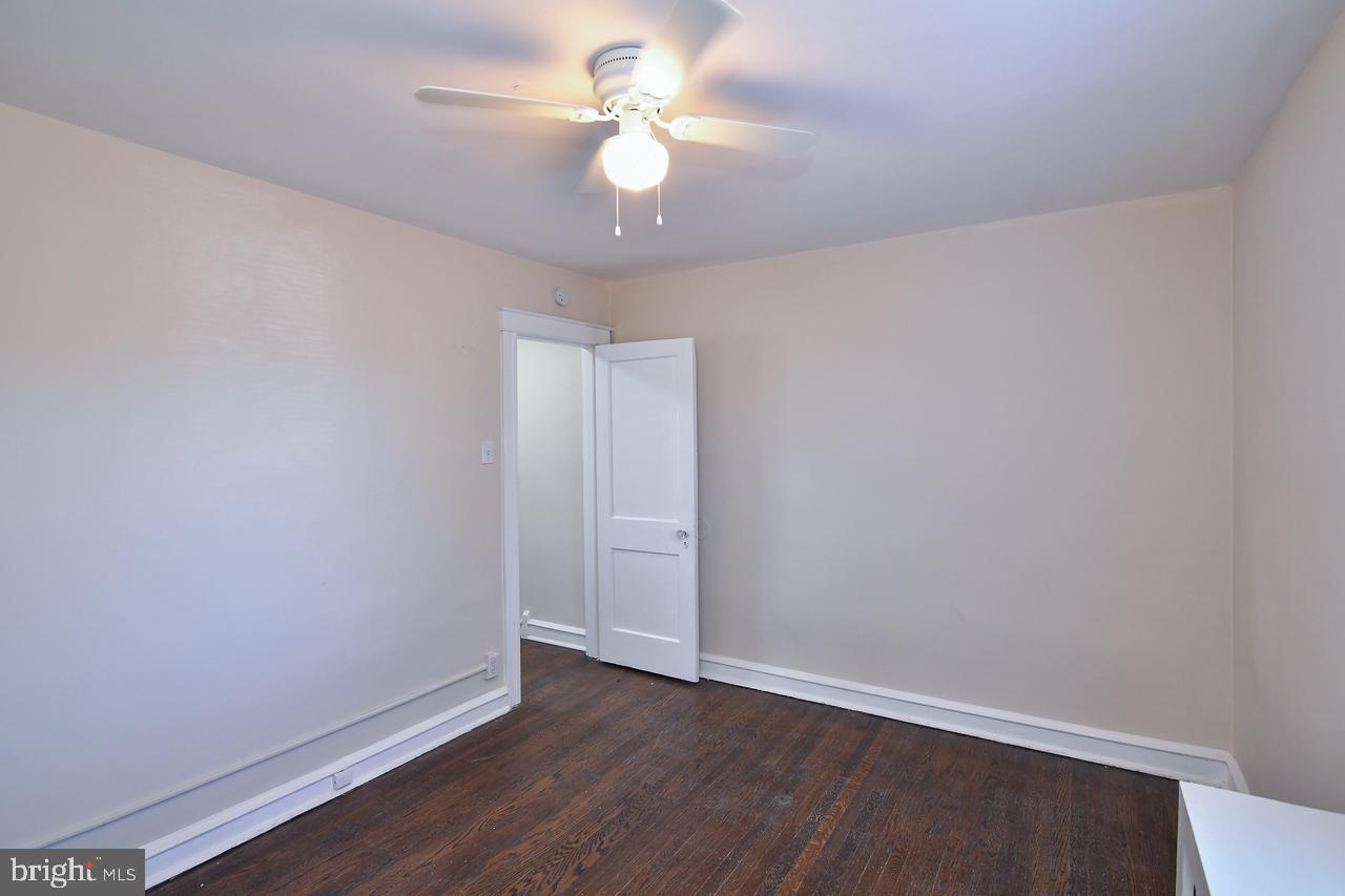429 Timberlake Road Upper Darby, PA 19082 - Photo 23 of 40