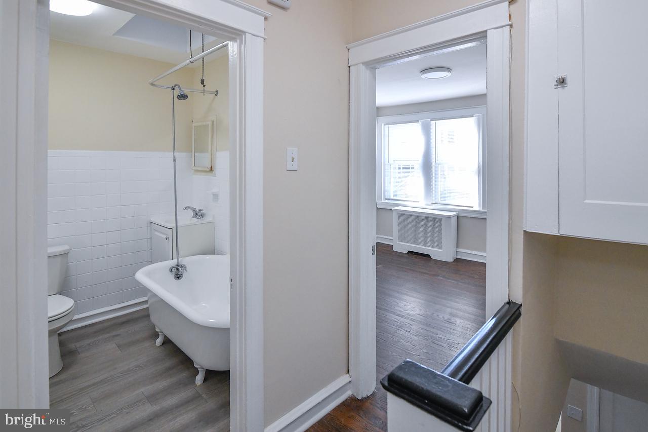 429 Timberlake Road Upper Darby, PA 19082 - Photo 27 of 40
