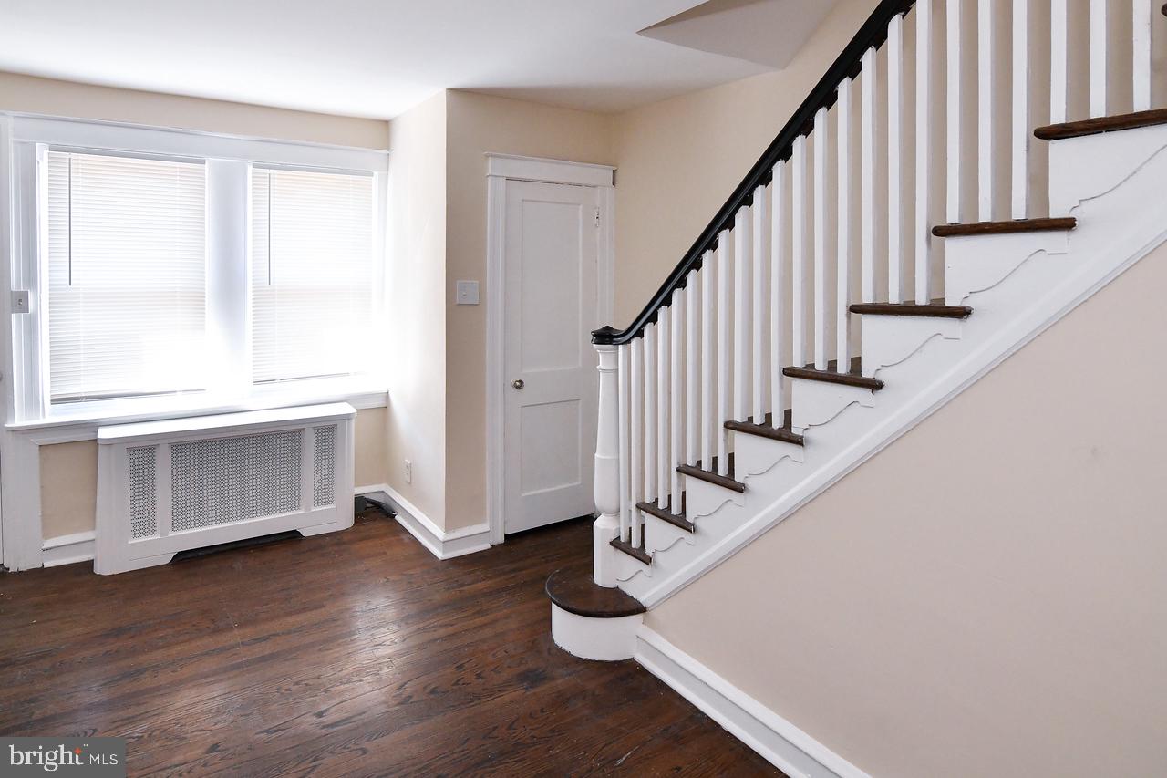 429 Timberlake Road Upper Darby, PA 19082 - Photo 6 of 40