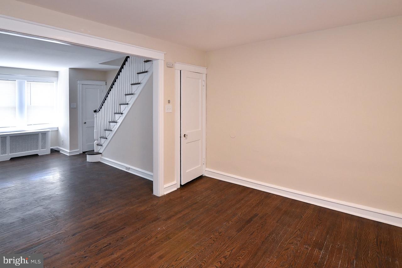429 Timberlake Road Upper Darby, PA 19082 - Photo 7 of 40