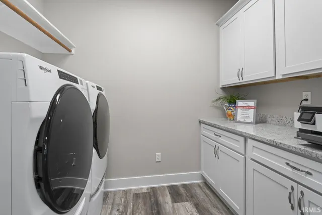 $339,900 | 315 Blue River Drive, Knightstown, IN 46148