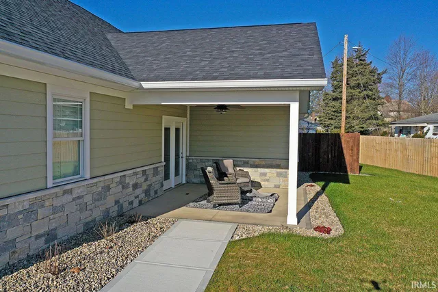 $339,900 | 315 Blue River Drive, Knightstown, IN 46148