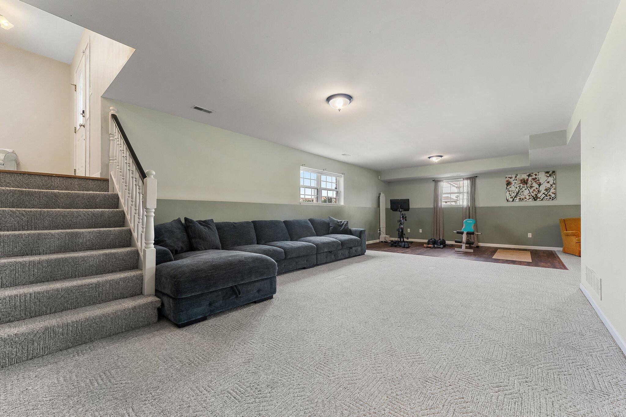 6385 Robbins Road Portage, IN 46368 - Photo 21 of 33 2048x1365