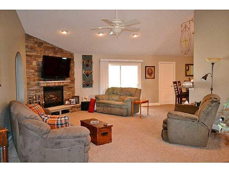 2950 Walnut Grove Lane Springfield, OH 45504 - Photo 4 of 25 Gallery Image 4
