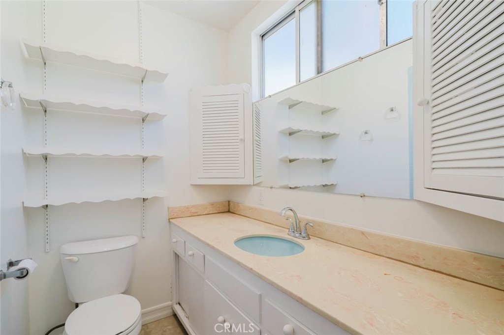 2007 West Kenneth Road Glendale, CA 91201 - Photo 23 of 38 Gallery Image 23