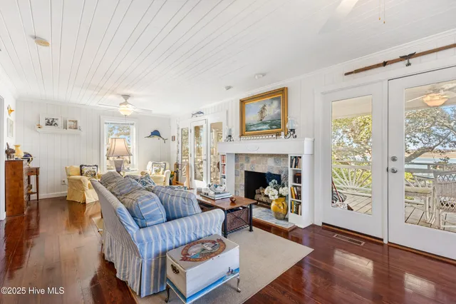$1,925,000 | 460 North Anderson Boulevard, Topsail Beach, NC 28445