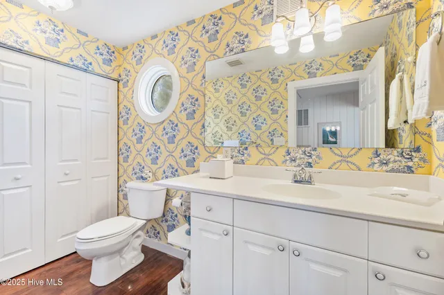 $1,925,000 | 460 North Anderson Boulevard, Topsail Beach, NC 28445