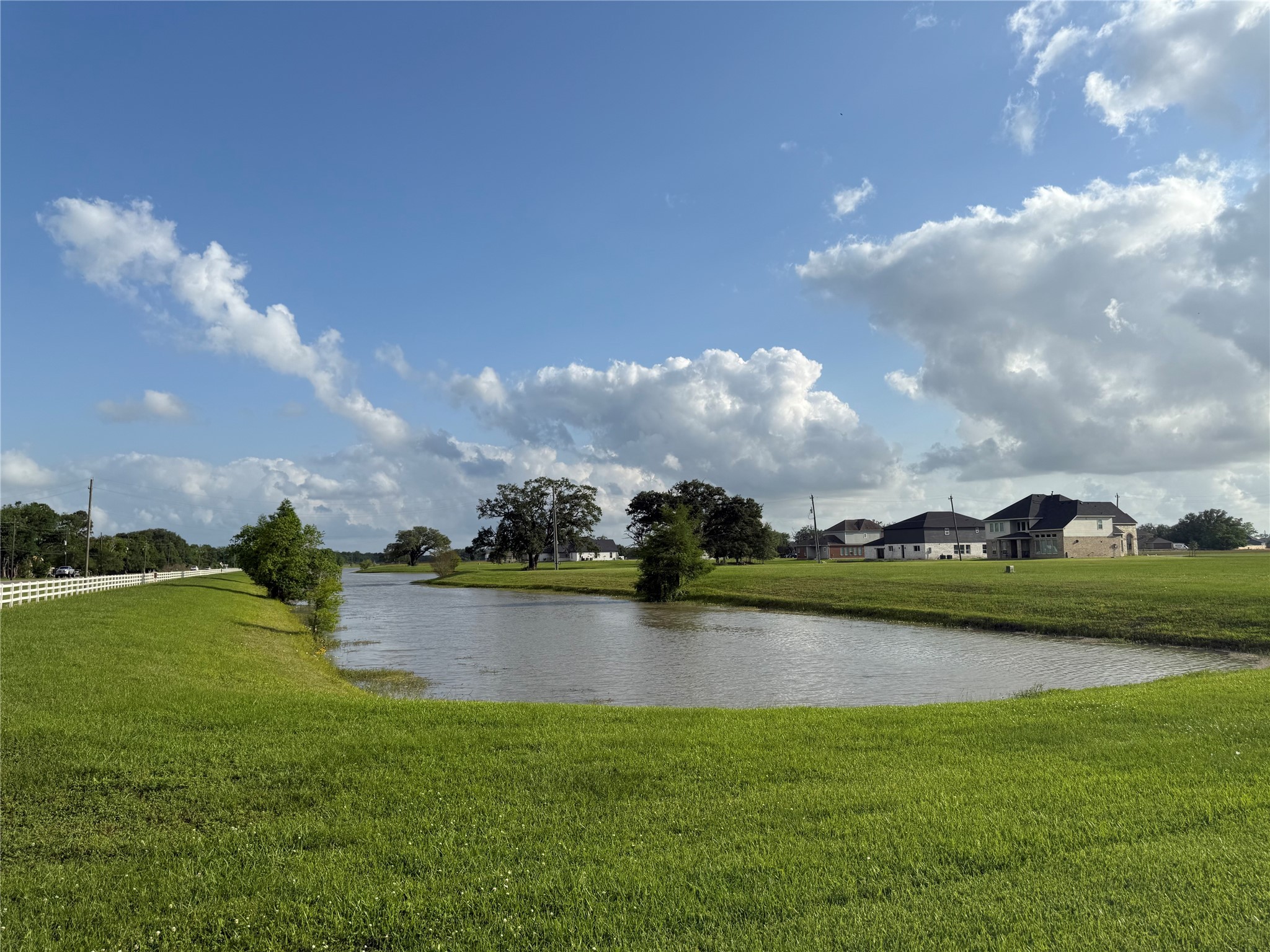 1414 Lakeland Circle Rosharon, TX 77583 - Photo 11 of 15