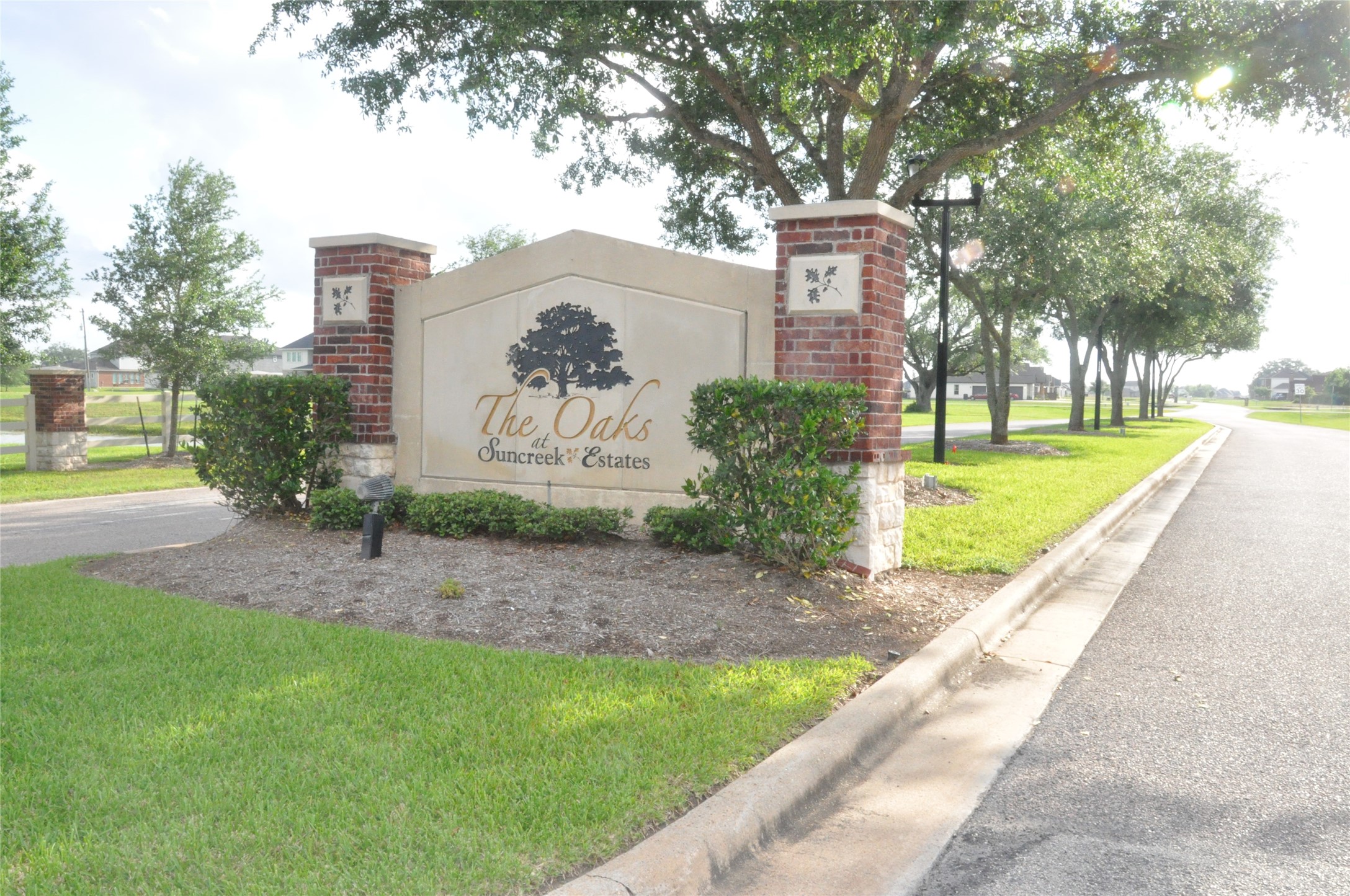 1414 Lakeland Circle Rosharon, TX 77583 - Photo 5 of 15