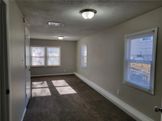 $203,000 | 6338 Longwood Court, Kansas City, KS 66104