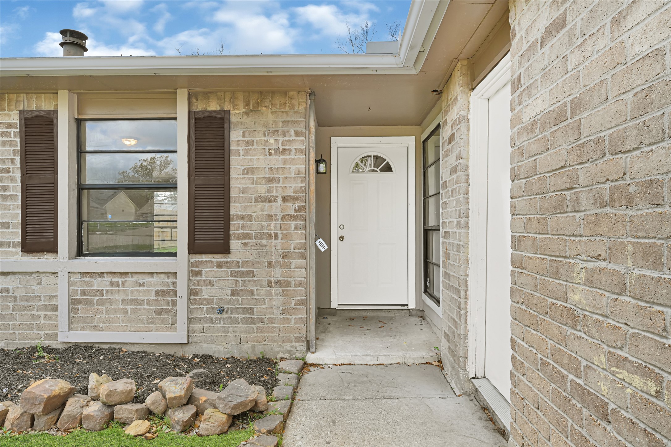 22831 Millgate Drive Spring, TX 77373 - Photo 4 of 29