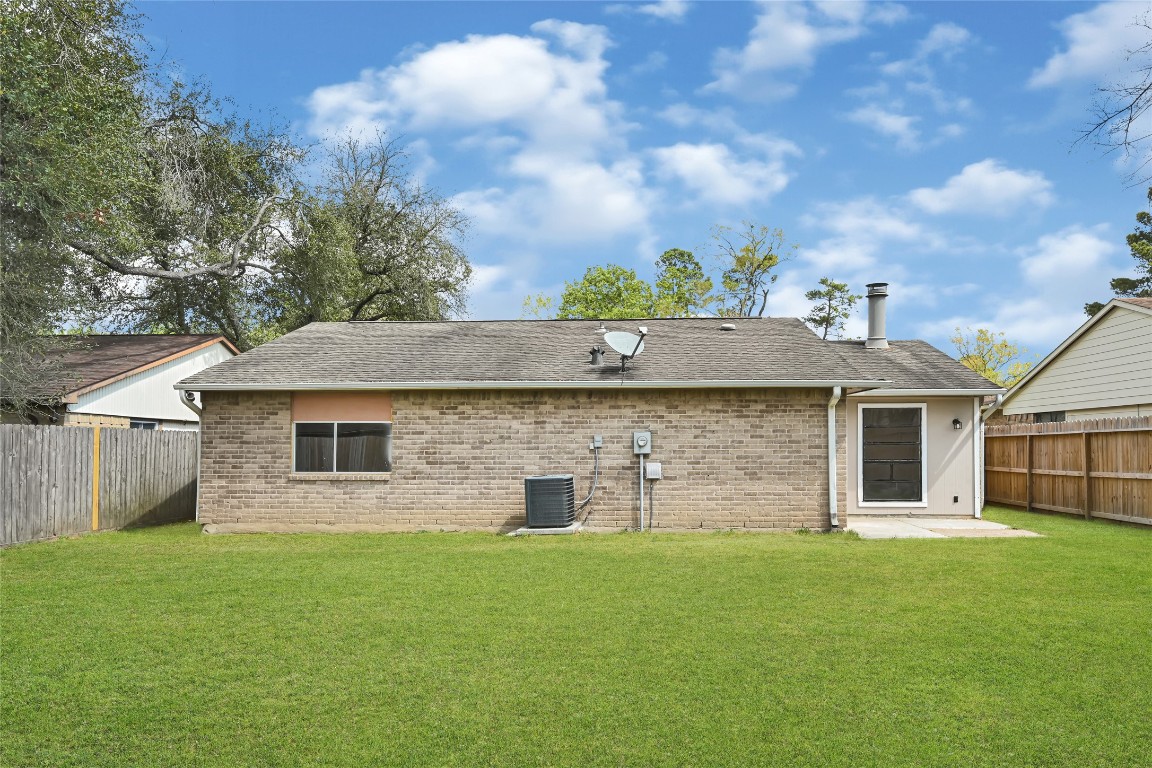 22831 Millgate Drive Spring, TX 77373 - Photo 6 of 29
