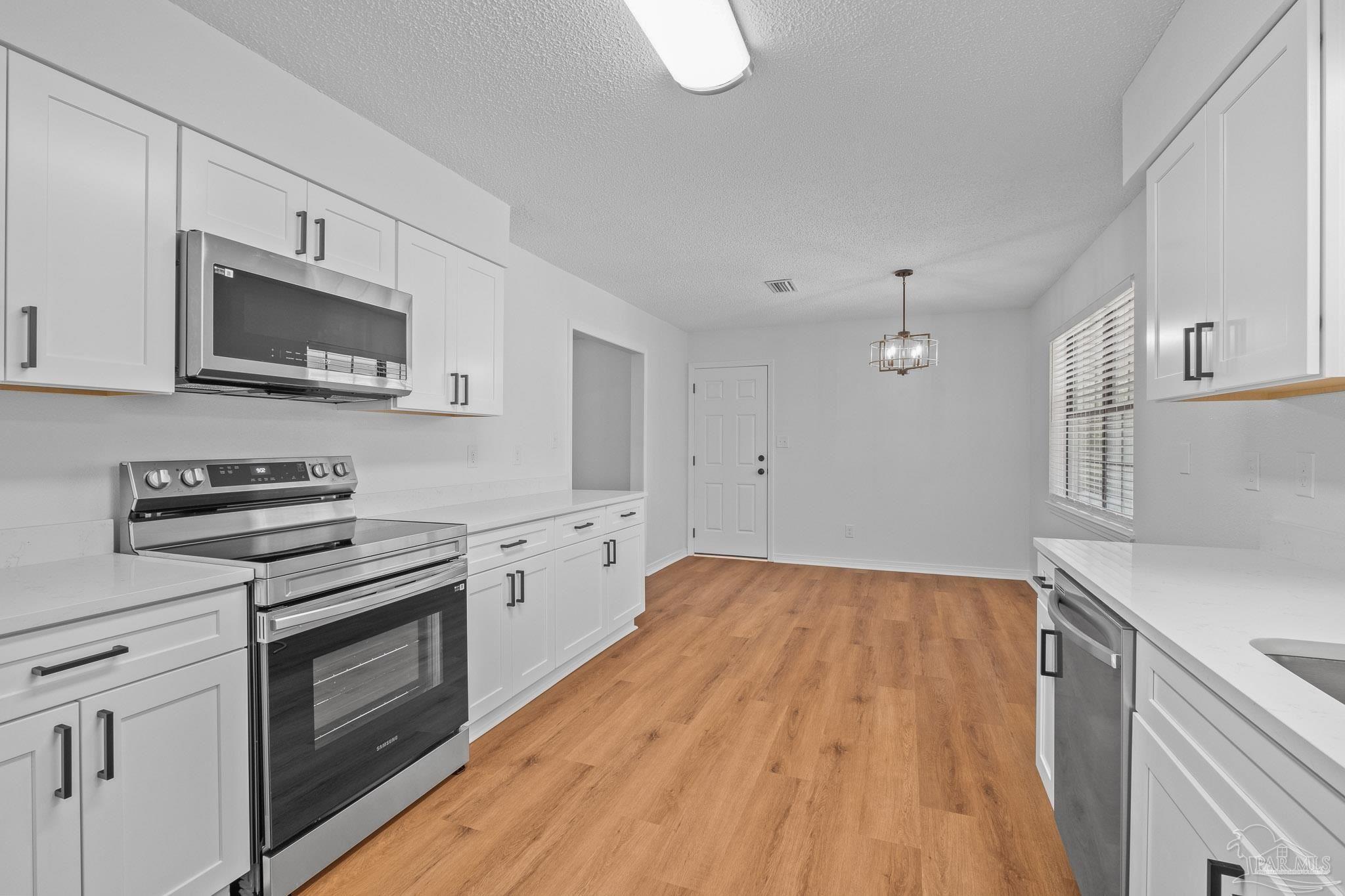 2069 Garcon Point Road Milton, FL 32583 - Photo 12 of 40 Gallery Image 12