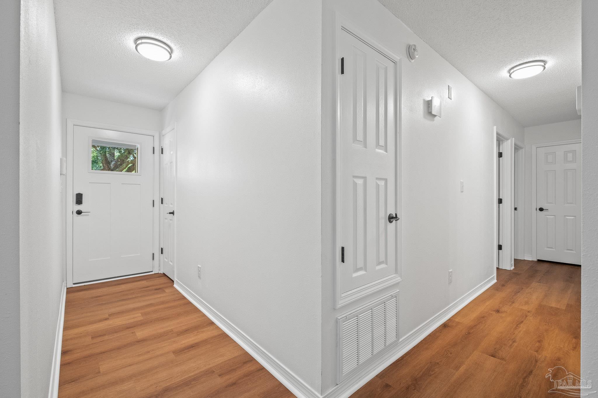 2069 Garcon Point Road Milton, FL 32583 - Photo 5 of 40 Gallery Image 5