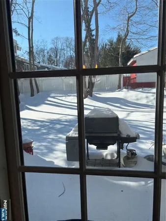 $3,100 | 66 Stuart Street, Unit B, Waldwick, NJ 07463