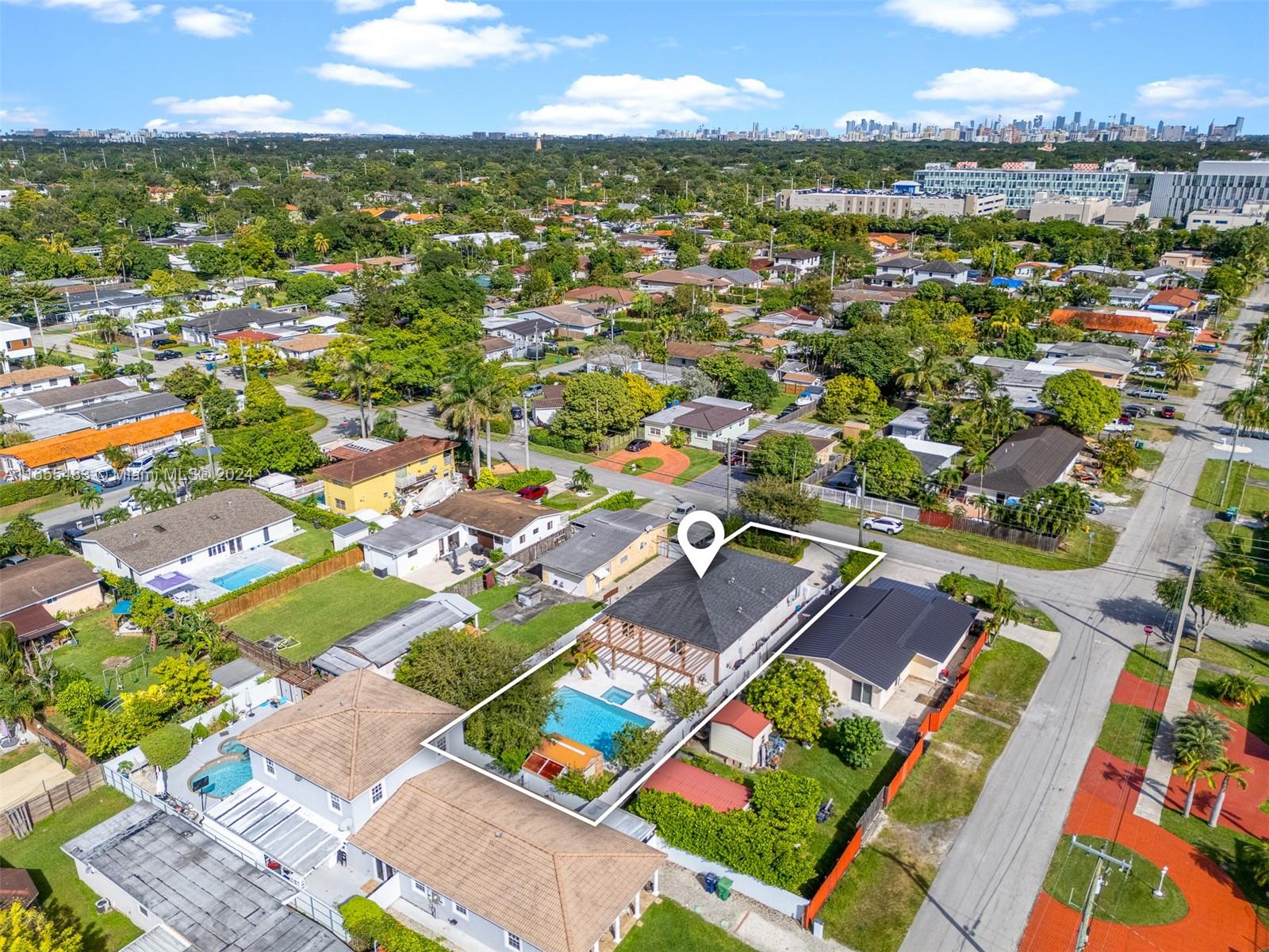 3134 Southwest 64th Avenue Miami, FL 33155 - Photo 3 of 47 Gallery Image 3