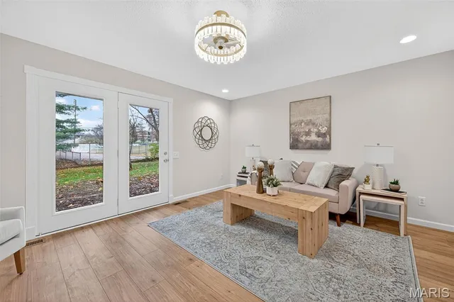 $550,000 | 805 Phaeton Drive, Manchester, MO 63021