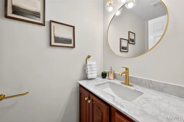 $550,000 | 805 Phaeton Drive, Manchester, MO 63021