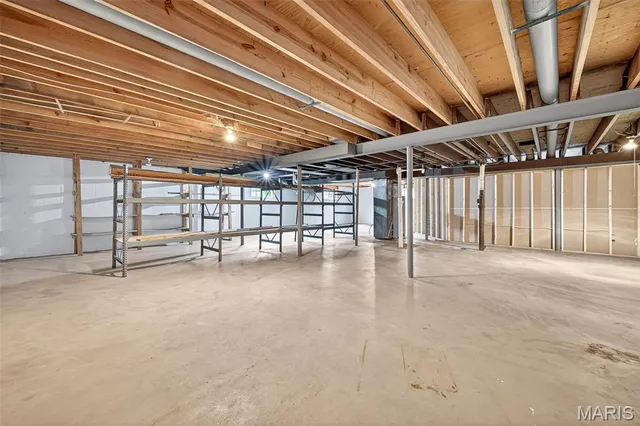 $550,000 | 805 Phaeton Drive, Manchester, MO 63021