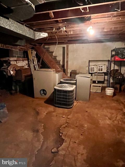 4757 South Capitol Terrace Southwest Washington, DC 20032 - Photo 17 of 18 a view of car garage