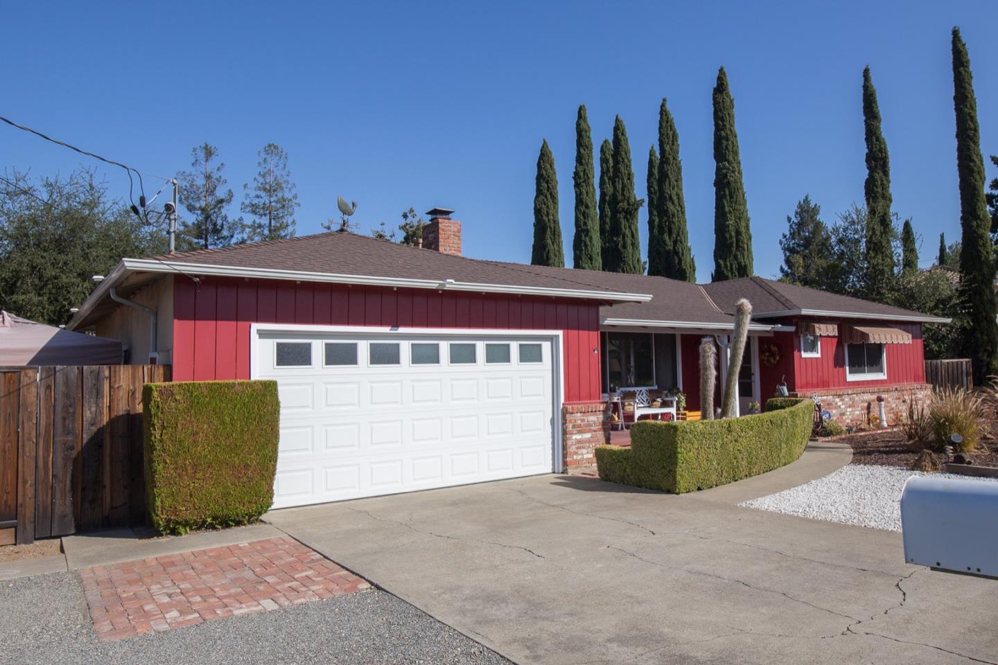 21901 McClellan Road Cupertino, CA 95014 - Photo 2 of 25 Gallery Image 2