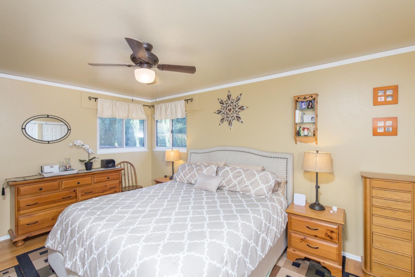 21901 McClellan Road Cupertino, CA 95014 - Photo 8 of 25 Gallery Image 8